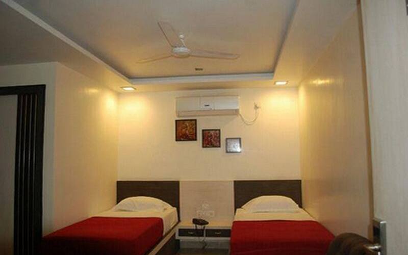 Shekhar's Rest House, Dhanbad 5
